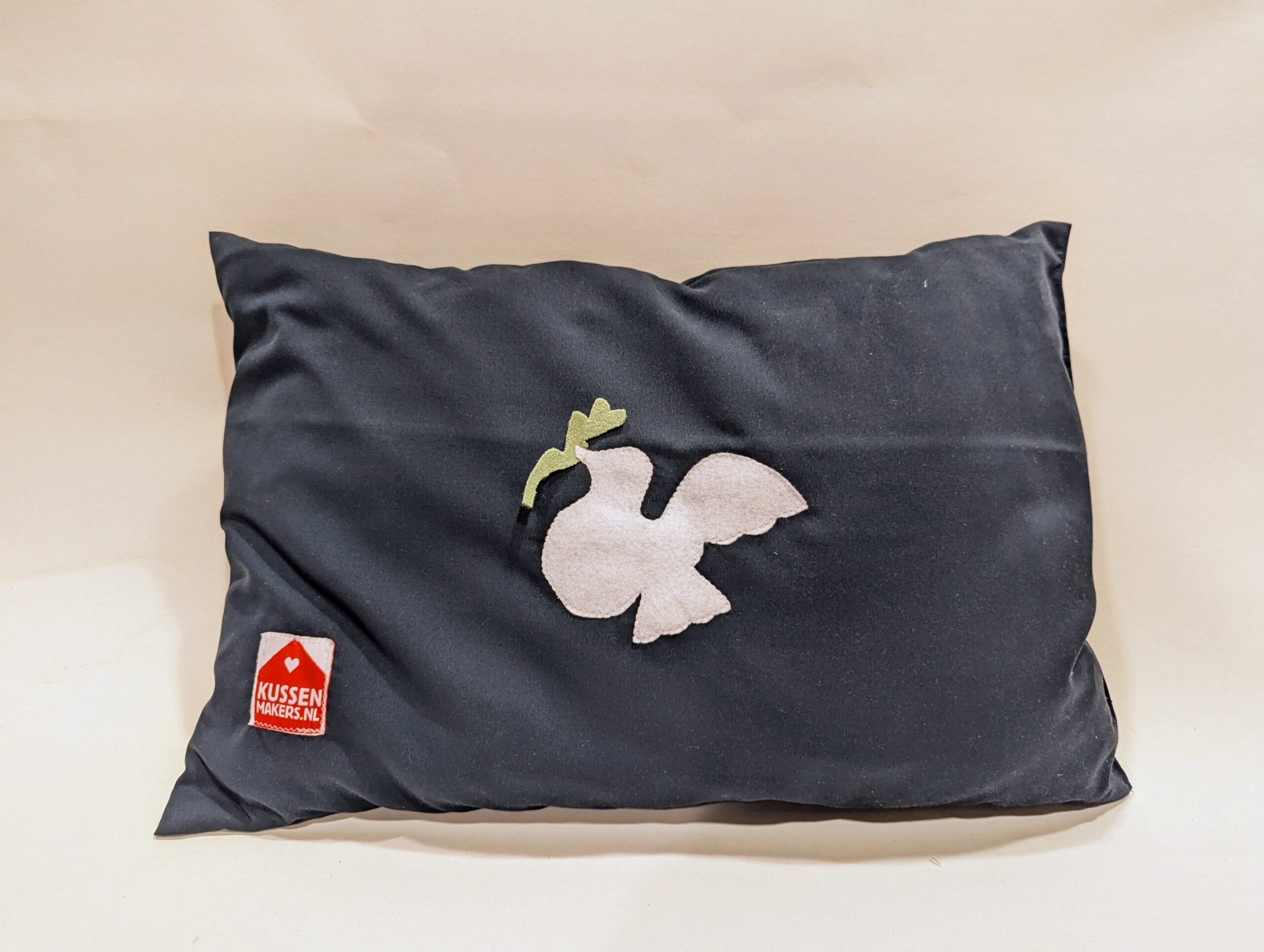 Heal the World Kussenmakers